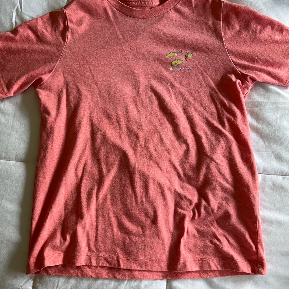 Vineyard Vines t shirt